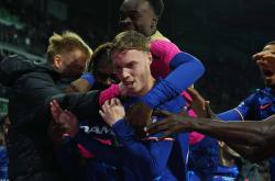 雷速体育官网首页-包含瓦伦西亚鏖战切尔西，德布劳内制霸全场的词条