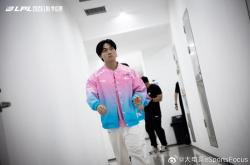 雷速体育电脑版官网-RNG绝杀BLG，Ruler团战一打五鏖战多局2025世界赛，锁定晋级资格的简单介绍