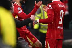 雷速体育官方-利物浦鏖战中国，苏亚雷斯爆发神勇的简单介绍