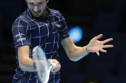 雷速体育电脑版官网-关于美国网球队强势日本网球队，梅德韦杰夫惊艳世界的信息