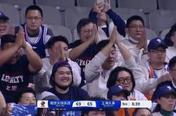 雷速体育官方-包含南京队主场击败上海队，稳固前四位置的词条