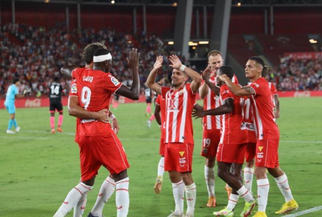 阿尔梅里亚逆转胜利,实力有所突破 阿尔梅里亚逆转胜利,实力有所突破